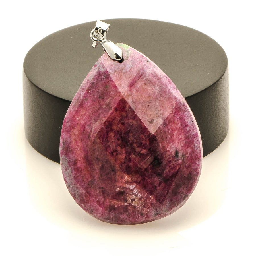 33 x 43 MM FACETED RUBY ZOSITE TEARDROP PENDANT