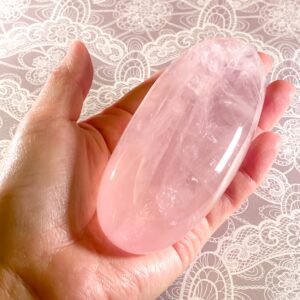 ROSE QUARTZ HANDHELD TUMBLE - XS