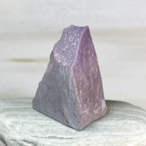 SUGILITE RAW SMALL TUMBLE - S